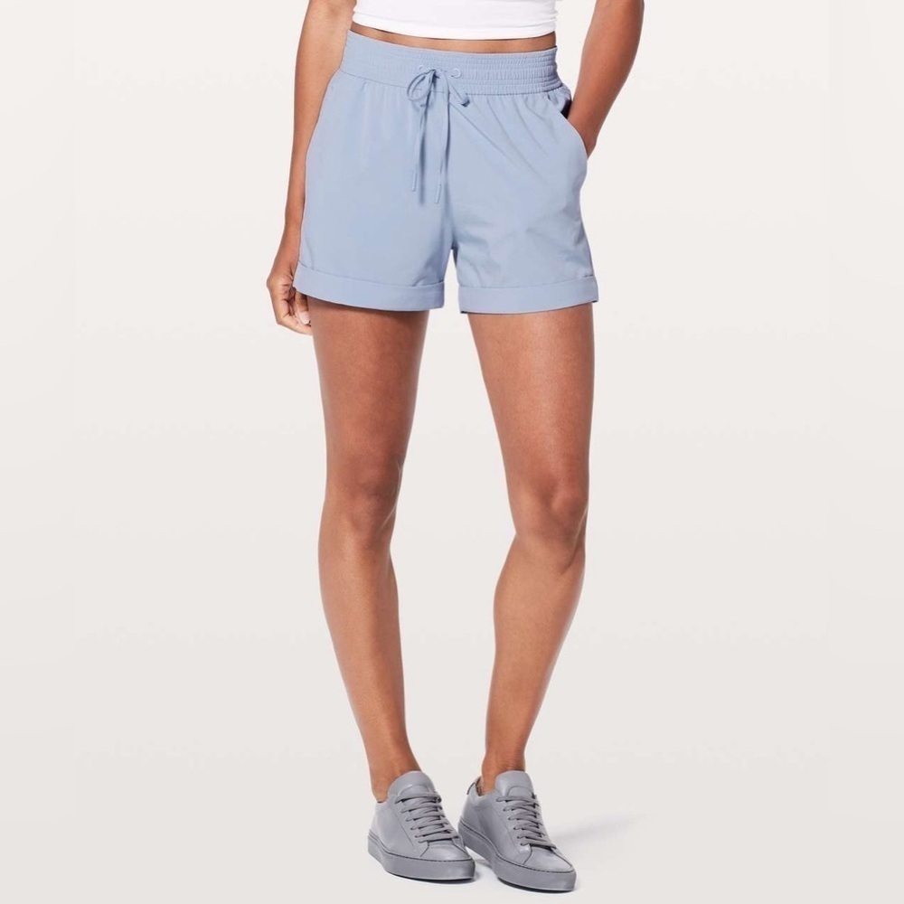 Lululemon Spring Break Away Short *4-way Stretch 3"
Berry Mist - Picture 3 of 7